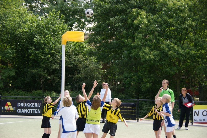 Korfbal E1  14 mei-10-site.jpg